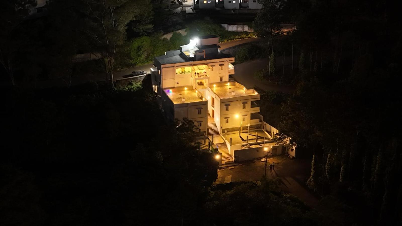 Hotel Peppers Yercaud Exterior foto