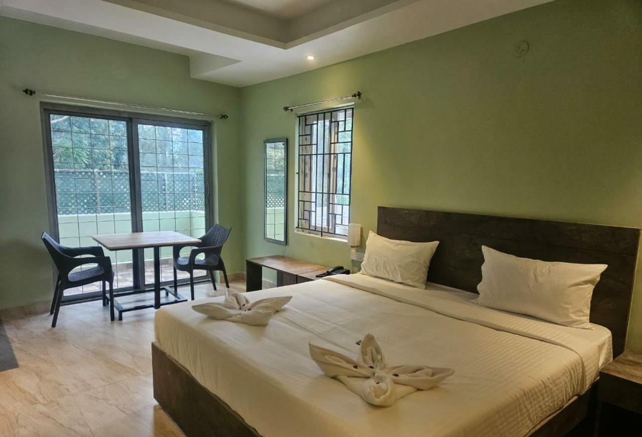 Hotel Peppers Yercaud Exterior foto